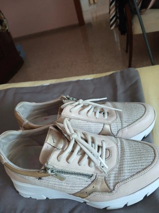 Zapatillas Fluchos Rosa palo  y Doradas Talla 41