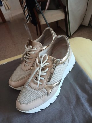 Zapatillas Fluchos Rosa palo  y Doradas Talla 41