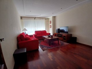Alquiler por semanas hasta 31/8. 600€