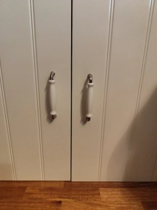 Armario despensero blanco de madera