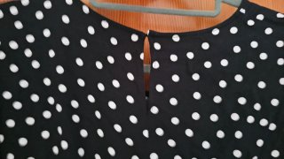 Vestido lunares negro y blanco
