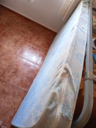 Colchón ,pies,cabecero cama ,palos somier,de 90