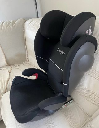 Silla Cybex Solution M-Fix. Color: Pure Black.
