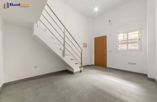 Local comercial en venta en La Luz - El Torcal en Málaga
