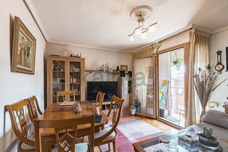 Piso en venta en Valdezarza en Madrid