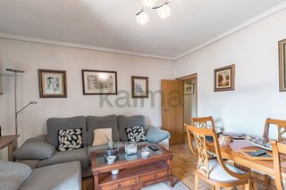 Piso en venta en Valdezarza en Madrid