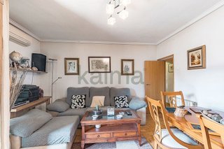 Piso en venta en Valdezarza en Madrid