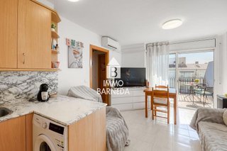 Piso en venta en Salatar en Roses