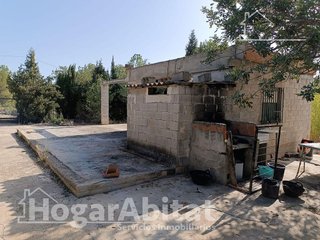 Chalet en venta en Urbanizaciones en Llíria