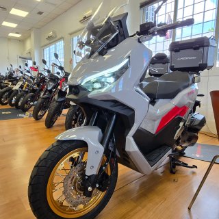 SWM VENTURO ADV PRO 125 Adventure 2026 Gris/Rojo