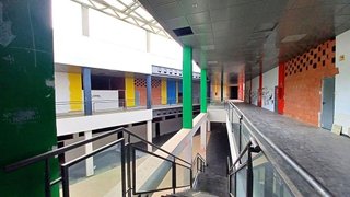 Local comercial en venta en Cabanillas del Campo
