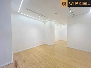 Local comercial en venta en Ensanche - Sar en Santiago de Compostela