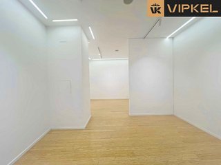 Local comercial en venta en Ensanche - Sar en Santiago de Compostela