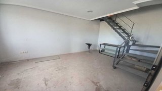 Nave industrial en venta en Bailén