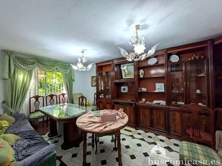Chalet en venta en Zona Hospital en Linares