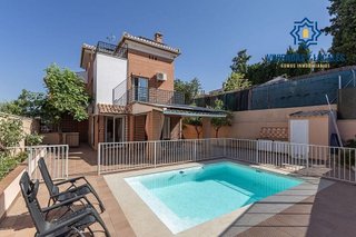 Chalet en venta en Huétor Vega