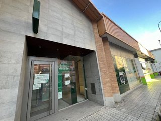Local comercial en alquiler en Polígono Cartuja – La Paz en Granada