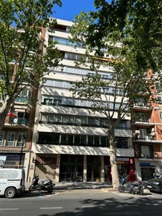 Oficina en alquiler en El Pla del Remei en Valencia