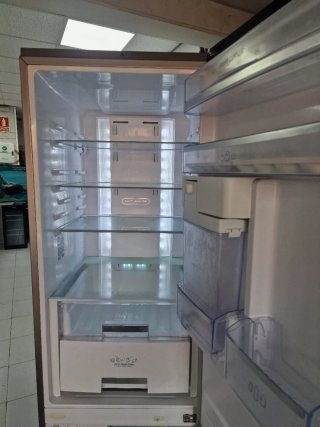 Nevera LG 2m x 60cm con garantía