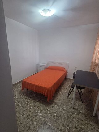 Piso en alquiler en San Luis en Almería