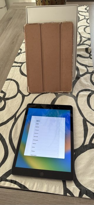 iPad 7ª Gen WiFi 32GB Gris Espacial