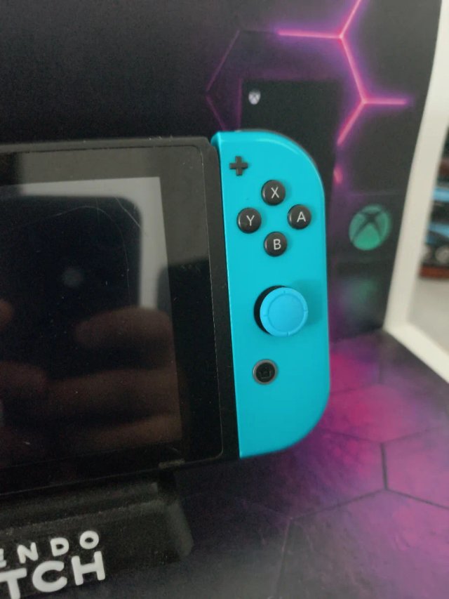 +Nintendo Switch V2 Blu/Nero con Joy-Con nuovi e microSD 128gb