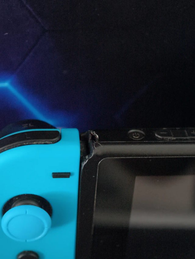 +Nintendo Switch V2 Blu/Nero con Joy-Con nuovi e microSD 128gb