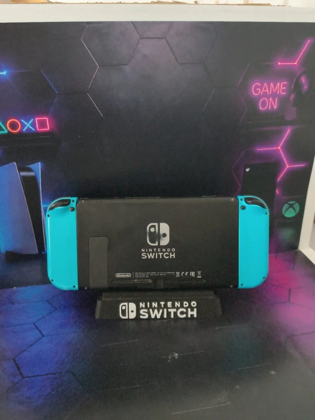+Nintendo Switch V2 Blu/Nero con Joy-Con nuovi e microSD 128gb
