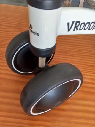Bicicleta de equilibrio infantil VROOOM