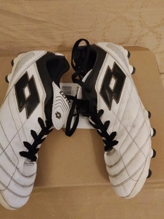 Scarpe da calcio Lotto Stadio FG