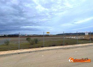 Solar en venta en Villanueva del Trabuco