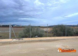 Solar en venta en Villanueva del Trabuco