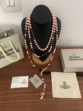 Collar Vivienne Westwood Perlas Rosas