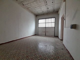 Local comercial en alquiler en Olot