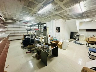 Local comercial en venta en Gamarra - La Trinidad en Málaga
