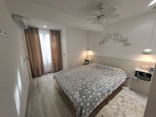 Piso en venta en Playa de la Fontanilla en Marbella