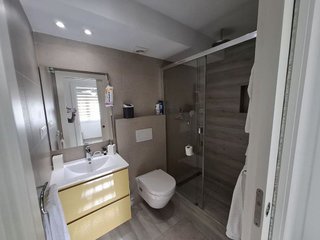 Piso en venta en Playa de la Fontanilla en Marbella