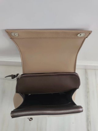 Bolso Mochila Beige y Marrón
