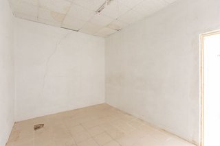 Local comercial en venta en Chantrea en Pamplona