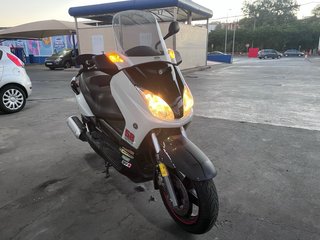 Yamaha Xmax 250i 2007 ITV HASTA AGOSTO 2028
