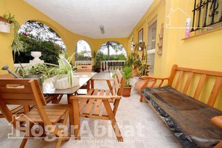 Chalet en venta en Urbanizaciones en Llíria