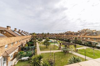 Casa adosada en venta en Miralbueno en Zaragoza