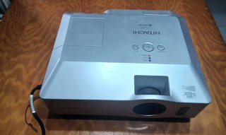 Proyector Hitachi CP-205 3LCD