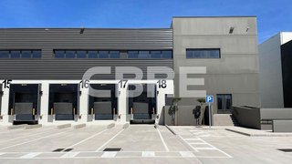 Nave industrial en alquiler en Los Olivos - Los Ángeles - Perales del río en Getafe