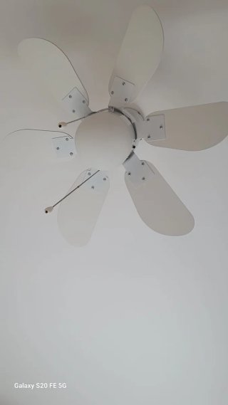 Ventilador de techo con luz
