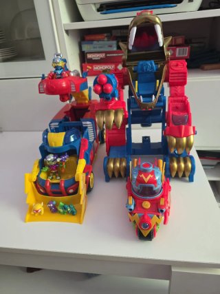 PACK SUPERTHINGS ROBOT, MOTO, CAMION.