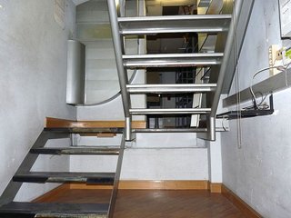 Local comercial en alquiler en Ermitagaña - Mendebaldea en Pamplona