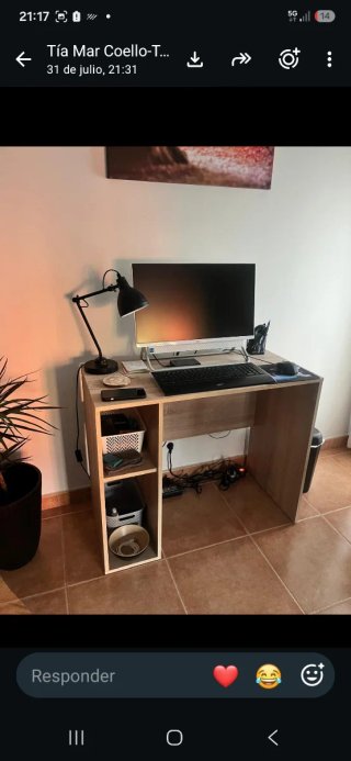 Escritorio y Silla de Oficina