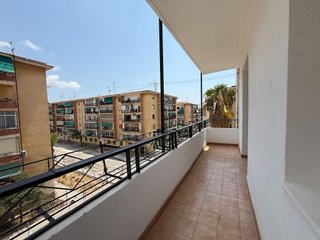 Piso en alquiler en Virgen del Remedio en Alicante