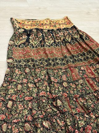 Falda larga mujer estampada 44 buen estado